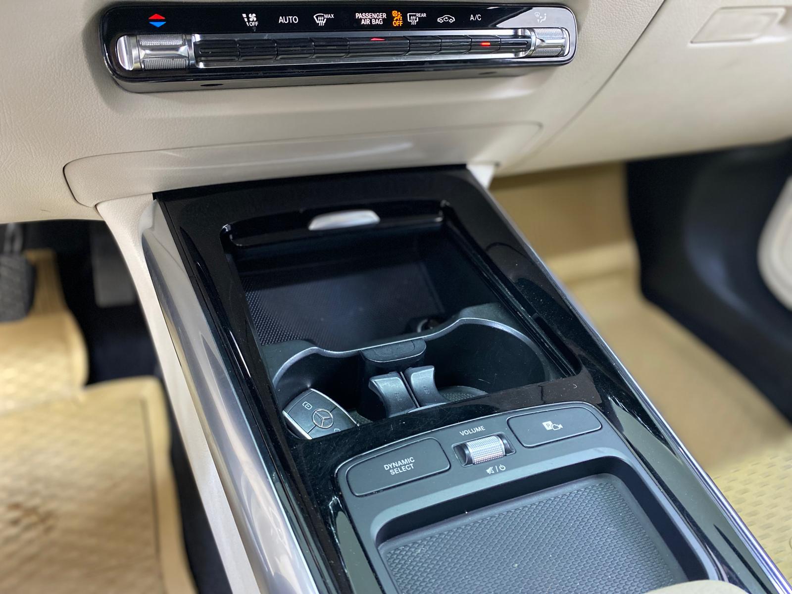 MERCEDES GLA 18